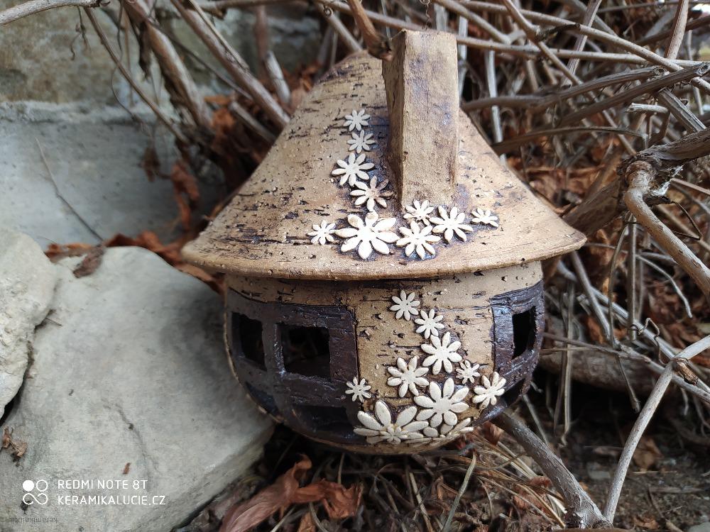 Domeček rozkvetlý  20 cm