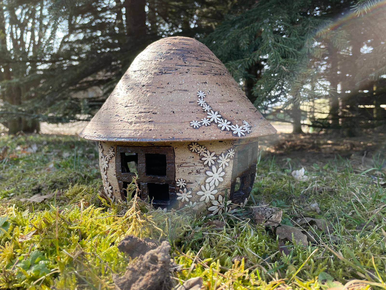 Domeček rozkvetlý 30 cm