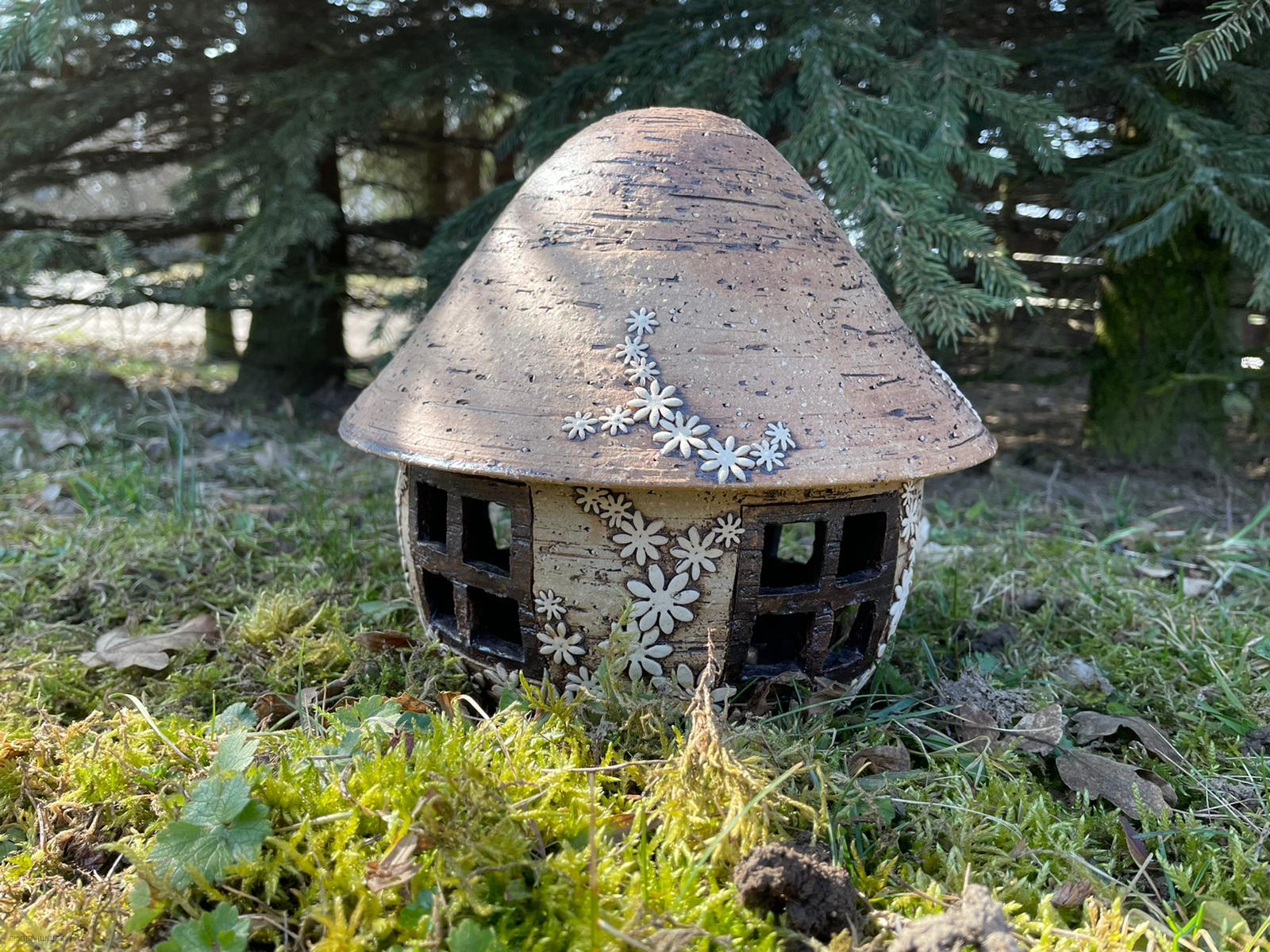 Domeček rozkvetlý 30 cm