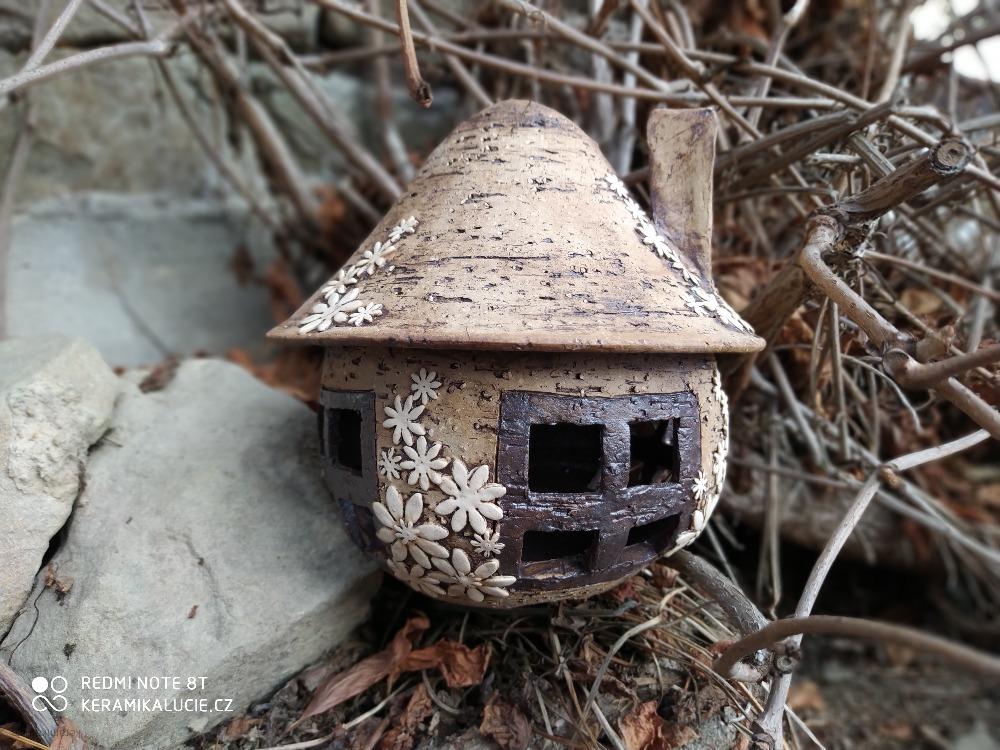 Domeček rozkvetlý  20 cm