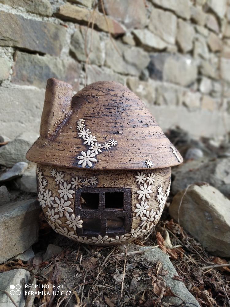 Domeček rozkvetlý  20 cm